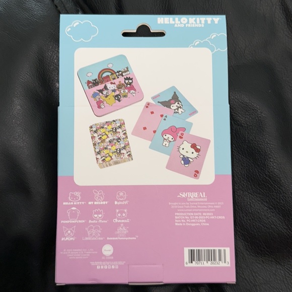 hello kitty playing cards - Picture 3 of 3